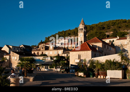 La chiesa romanica di San Jurje, San Giorgio, Kut, Vis, Dalmazia, Croazia Foto Stock