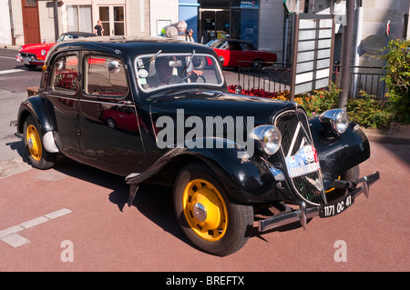 Il francese degli anni cinquanta Citroen Avant trazione classic car - Francia. Foto Stock