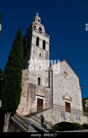 Il monastero e la chiesa di San Nicola, Sv Nikola, Komiza, Isola di Vis, Dalmazia, Croazia Foto Stock