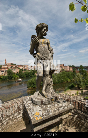 Dioniso Bacco, Palais de la Berbie, Jardins ,Albi statua terrazza giardino, sul fiume Tarn.Albi, Tarn, Midi Pirenei, Francia. Foto Stock