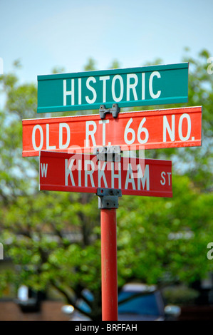 Segnaletica stradale lungo la Route 66 Litchfield Illinois Foto Stock