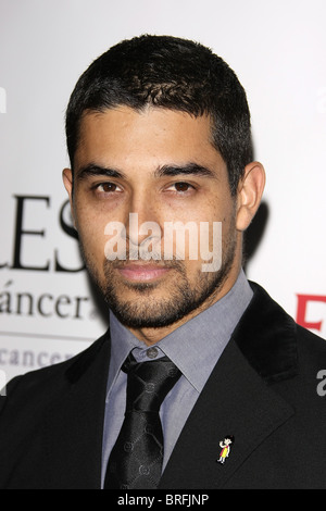 WILMER VALDERRAMA PADRES CONTRA EL CANCER EL SUENO DE ESPERANZA 25ESIMO ANNIVERSARIO GALA HOLLYWOOD Los Angeles California USA 2 Foto Stock