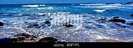Onde che si infrangono del Cornwall Beach a St. Ives Foto Stock