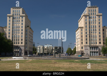 Strausberger Platz, Karl Marx Allee Berlino Est, Germania, Europa Foto Stock