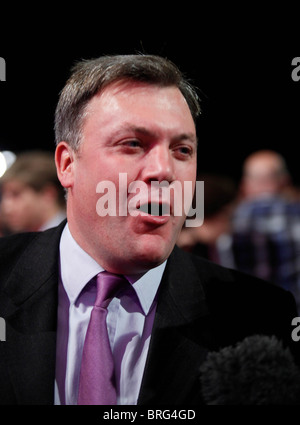 ED BALLS mp Labour Party 28 settembre 2010 Manchester Central Manchester Inghilterra England Foto Stock