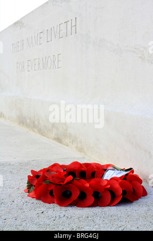 Tyne Cot Commonwealth War Graves Cimitero e memoriale al mancante per i morti di WW1 nell'Ypres Salient in Belgio. Foto Stock