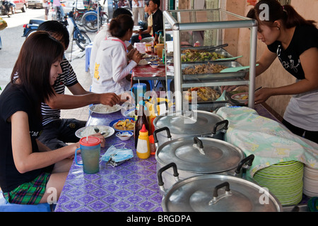 Pressione di stallo di cibo, Phnom Penh Cambogia Foto Stock