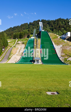 Colpo verticale di Garmisch di salto con gli sci Foto Stock