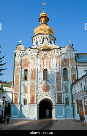 Chiesa di gate della Trinità a Kiev il monastero delle Grotte di Kiev, in Ucraina Foto Stock