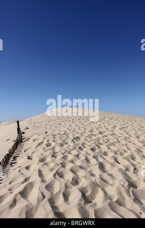 I turisti al vertice di la Dune du Pilat Francia, settembre 2010 Foto Stock