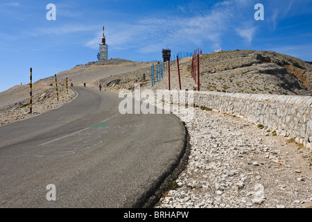 La vetta del Mont Ventoux, Bédoin, Francia Foto Stock