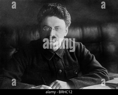 Foto ritratto c1910s della rivoluzione bolscevica e teorico marxista Leon Trotsky (nato Lev Davidovic Bronstein). Foto Stock