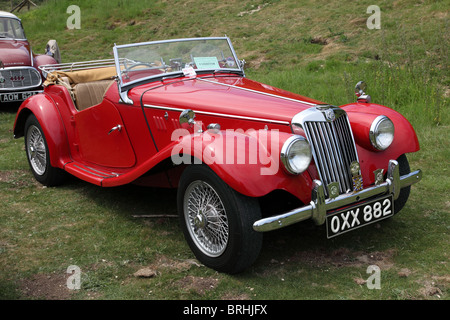 1954 mg tf classic car sul display presso la Queen Elizabeth country park show giugno 2010 Foto Stock