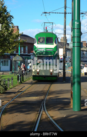 Blackpool tram a fishermans walf fleetwood Foto Stock