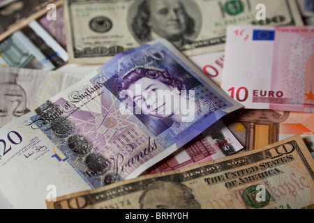 Sterlina, il dollaro e le banconote in euro Foto Stock
