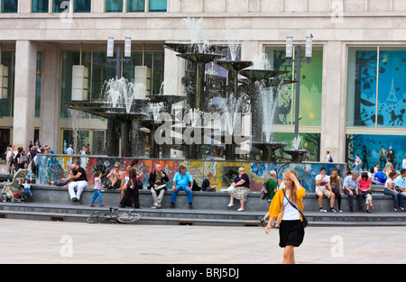 Fontana di Amicizia Internazionale, Alexanderplatz Berlino Foto Stock