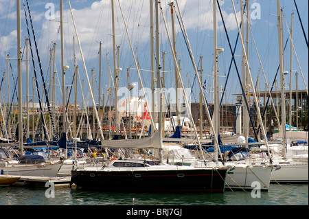 Paese Spagna yacht nel mar Mediterraneo Porto Barcelona Foto Stock