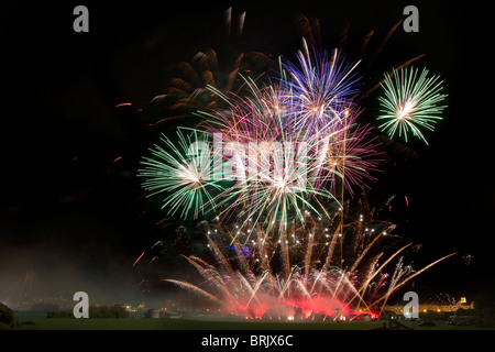 Il 2010 British Musical Fireworks Championship pyro musical display, gara di fuochi d'artificio a Victoria Park, Rotten Row, Southport, Merseyside, Regno Unito Foto Stock