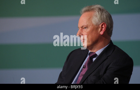 FRANCIS MAUDE MP MINISTRO DEL CABINET OFFICE 03 ottobre 2010 CPI BIRMINGHAM INGHILTERRA Foto Stock