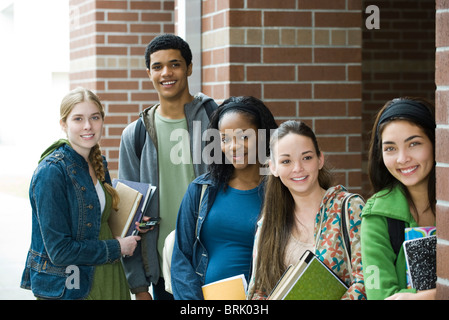 Alta scuola amici, ritratto Foto Stock