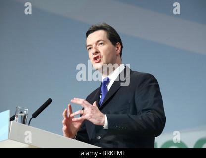 GEORGE OSBORNE MP IL CANCELLIERE 04 ottobre 2010 CPI BIRMINGHAM INGHILTERRA Foto Stock