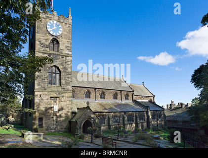 Haworth chiesa parrocchiale e il sagrato, Haworth, West Yorkshire, Inghilterra, Regno Unito Foto Stock