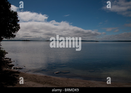 Una vista del lago di Manitou sull isola Manitoulin Foto Stock