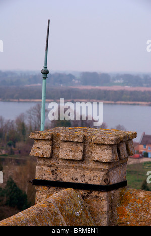 Parafulmini Ranworth sul campanile di una chiesa Foto Stock