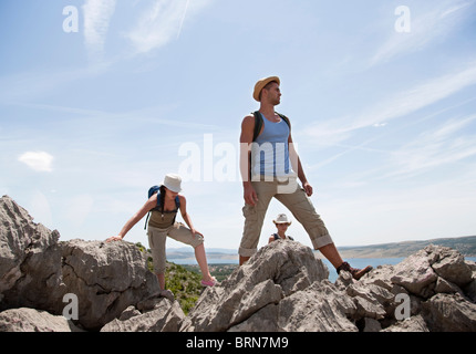 Gli escursionisti sulla via costiera Foto Stock