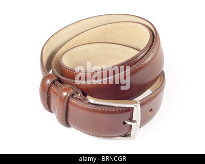 Brown cintura in cuoio. Isolato su sfondo bianco con percorso di clipping. Foto Stock