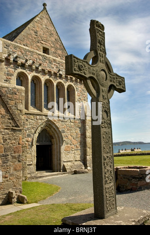Abbazia di Iona sull'Isola di Iona nelle Ebridi Interne al largo delle coste della Scozia occidentale Foto Stock
