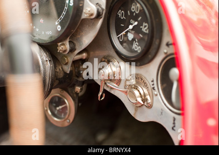 Bentley Napier classic racing car Red cruscotto Foto Stock