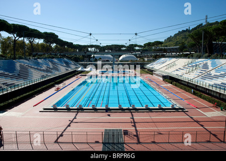 Piscina olimpionica Roma Italia Foro Italico Foto Stock