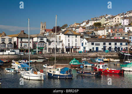 Regno Unito, Inghilterra, Devon, Brixham leisure e barche da pesca nel porto Foto Stock