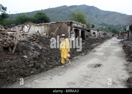 Vittime delle gravi inondazioni in Pakistan (2010) Foto Stock