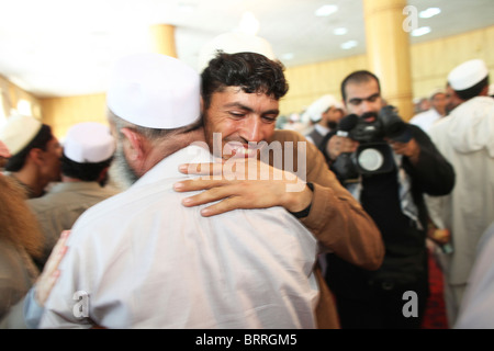 Cerimonia di rilascio dei talebani in Afghanistan Foto Stock