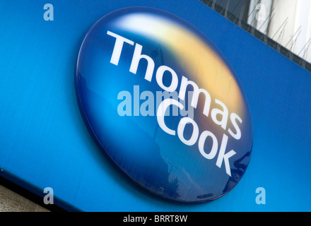 Thomas Cook e Co-Operative agli agenti di viaggio per unire, Londra Foto Stock