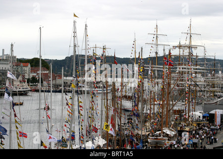 Flotta in porto,l'Tall Ships gare 2008, Bergen Foto Stock