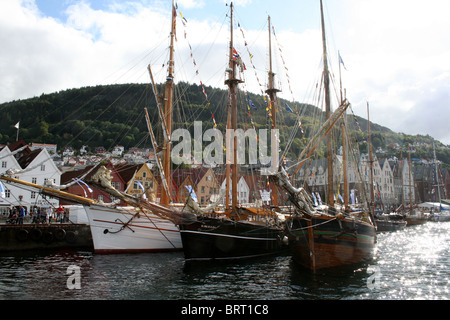 Flotta in porto,l'Tall Ships gare 2008, Bergen Foto Stock