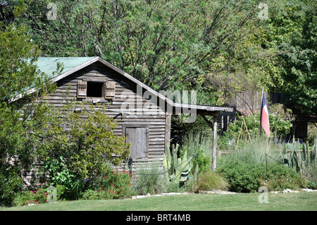 Frontiera-style clapboard house presso il museo a cielo aperto in Dallas Arboretum, Texas, Stati Uniti d'America Foto Stock