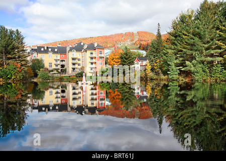 Mont-Tremblant Resort in autunno Foto Stock