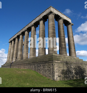 Il monumento nazionale su Calton Hill, Edimburgo, Scozia Foto Stock