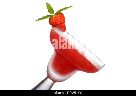Appena sfornati Strawberry Daiquiri alla fragola e menta guarnire Foto Stock