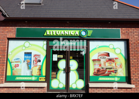 Il lituano fruttivendolo, Carrickmacross, County Mnaghan, Irlanda Foto Stock