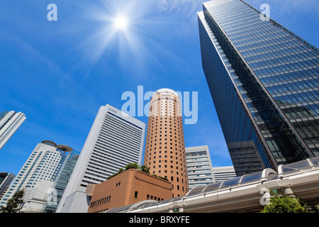 Edificio per uffici a Umeda di Osaka City, nella prefettura di Osaka, Honshu, Giappone Foto Stock