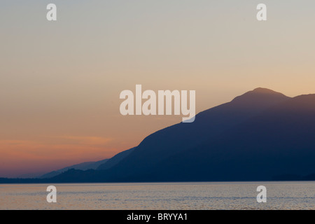 Tramonto sul Loch Linnhe in Scozia Foto Stock