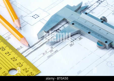 Close-up di progetto con matite e righelli Foto Stock