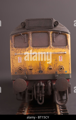 Classe 25 Bo Bo locomotiva diesel, BR livrea Foto Stock