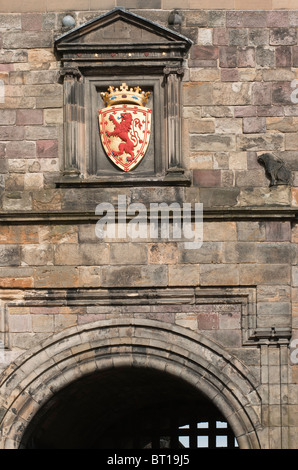 Il leone rampante, stemma, il Castello di Edimburgo, Edimburgo, Scozia Foto Stock