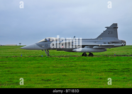 Saab JAS 39 Gripen propulsori singolo veloce svedese militare jet fighter aircraft. SCO 6853 Foto Stock